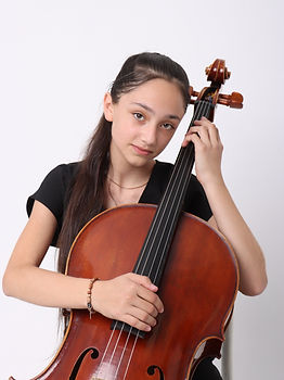 Ulikhanyan Lyana
